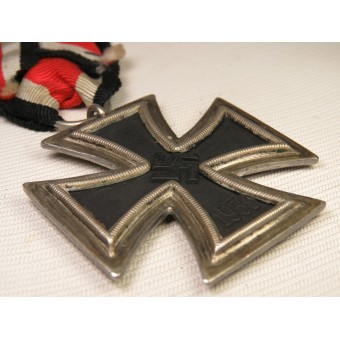 3rd Reich Iron Cross, 2nd class, marked 24 on the ring. Espenlaub militaria