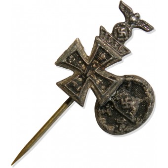 Miniatyyri Eisernes Kreuz 1914 WiederholungsSpange 1939 -lkkos- ja haavamerkkien kanssa. Espenlaub militaria