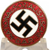 Партийный знак NSDAP M 1/130 RZM. Grossmann & Co