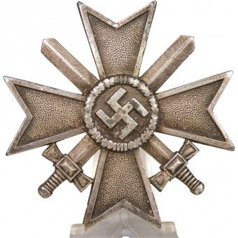 WW2 Deutsches Kriegsverdienstkreuz mit Schwertern, 1.Klasse. KVK1, L15. Espenlaub militaria