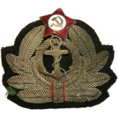 Cocarde de commandant RKKF de la marine soviétique avec couronne et cercle entièrement brodés.