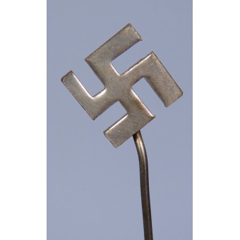 Hakenkreuzzeichen eines Sympathisanten der Nazipartei. 10 mm. Espenlaub militaria
