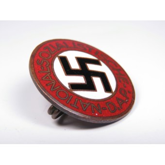 Estremamente raro distintivo Membro del NSDAP M1 / ​​152RZM. Espenlaub militaria