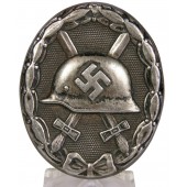 Verwundetenabzeichen 1939. Zwarte rang. LDO L/11 Wilhelm Deumer
