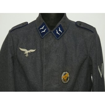 Fliegerblouse del servizio sanitario della Luftwaffe -1° modello. Espenlaub militaria