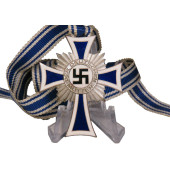 Ehrenkreuz der Deutschen Mutter 2. Klasse in Silber, состояние Mint