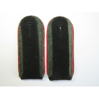 Waffen-SS Shoulder Boards Model 1942 for Artillery. Espenlaub militaria