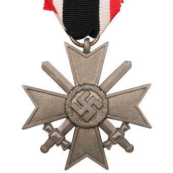 Kriegsverdienstkreuz mit Schwertern 2nd Class Dickes HK. Espenlaub militaria