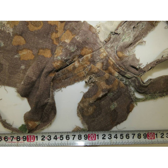 Frammento di pantaloni mimetici delle Waffen-SS Eichentarnmuster. Espenlaub militaria