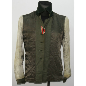 Tunica da ufficiale tedesco della Wehrmacht o delle Waffen-SS senza insegne. Espenlaub militaria