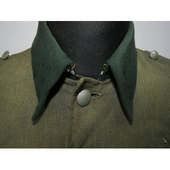 Tunica da ufficiale tedesco della Wehrmacht o delle Waffen-SS senza insegne. Espenlaub militaria