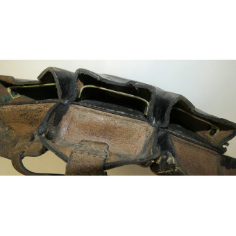 Passendes Paar Wehrmachts-Munitionstaschen mit der Markierung 0/10 32/0001. Espenlaub militaria