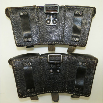 Passendes Paar Wehrmachts-Munitionstaschen mit der Markierung 0/10 32/0001. Espenlaub militaria