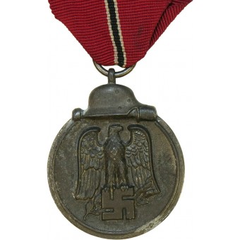 Médaille allemande WW2 pour les combattants de lEst en hiver de 1941-1942 im Osten dannée Winterschlacht. Espenlaub militaria
