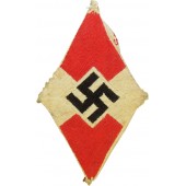 Нарукавный ромб члена Гитлерюгенд или БДМ в ношеном состоянии