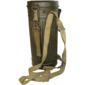 Boîte de masque à gaz M 39 de la Waffen SS ou de la Wehrmacht Heer, datant de la fin de la guerre.