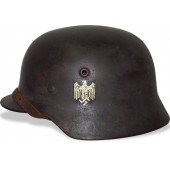 Saksalainen kypärä M 40 ET 66 yksi tarra Wehrmacht Heer
