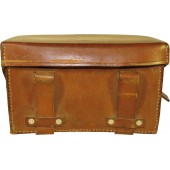 Luftschutz Medical pouch, brown leather.