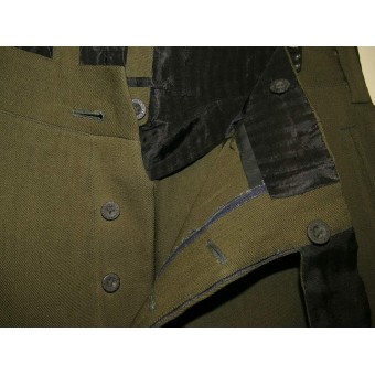 Soviet Russian M 35 RKKA field breeches for officer with crimson piping for infantry. Espenlaub militaria