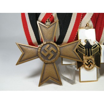 Medaljstång: Ehrenzeichen für Deutsche Volkspflege 3. Stufe. Espenlaub militaria