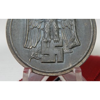 Medaille voor de wintercampagne 41-42, Deschler. Espenlaub militaria