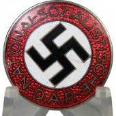 Märke för medlem NSDAP M1/ 92-Carl Wild-Hamburg