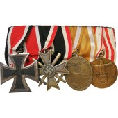 The medal bar with an Iron Cross 1939