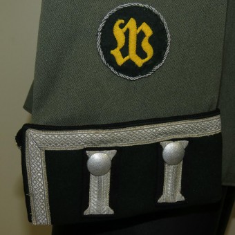 Wehrmacht Waffenrock pour Unteroffizier du 57e bataillon du génie de combat. Espenlaub militaria