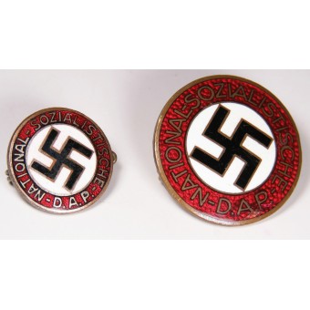 Insignia miniatura temprana para el miembro del NSDAP. 15,90 mm. Espenlaub militaria