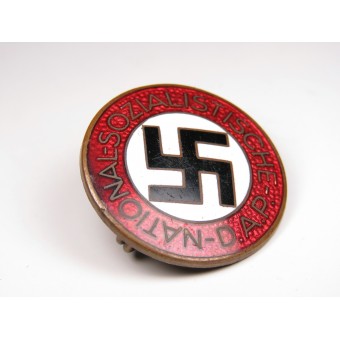 Distintivo Membro del NSDAP M1 / ​​162 RZM, variante. Espenlaub militaria