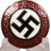 NSDAP:s medlemsmärke M1/148RZM -Heinrich Ulbrichts Witwe