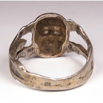 Ein traditioneller Ring mit dem Totenkopf - Todesbataillon der kaiserlich-russischen Armee. Espenlaub militaria