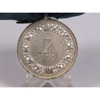 Medalla de servicio largo de Wehrmacht - 4 años en una barra de cinta. Magnético. Espenlaub militaria