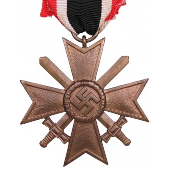 Clase Merit Cross II de guerra. 1939. w / espadas. Espenlaub militaria