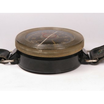 Бакелитовый компас Люфтваффе. Armbandkompass Baumuster: AK39. Espenlaub militaria