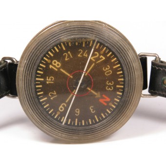 Бакелитовый компас Люфтваффе. Armbandkompass Baumuster: AK39. Espenlaub militaria
