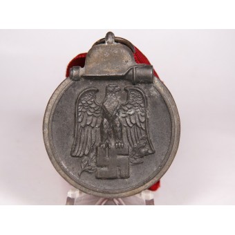 Medaille Winterschreacht IM Osten 1941/42 PKZ 88 Werner redo. Espenlaub militaria