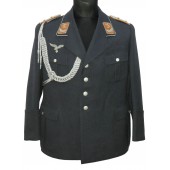 Casacca ben decorata dell'Hauptmann delle Nachrichten della Luftwaffe