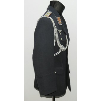 Casacca ben decorata dellHauptmann delle Nachrichten della Luftwaffe. Espenlaub militaria