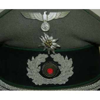 Cappello con visiera per ufficiali dei Gebirgsjäger. Espenlaub militaria