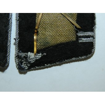 Pattes de collier du commandant de la Waffen-SS avec le grade de SS-Obersturmführer. Espenlaub militaria