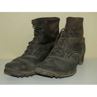 Wehrmacht or Waffen SS boots. Espenlaub militaria