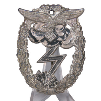Arno Wallpach Luftwaffe Ground Combat Badge silvered cloud type. Espenlaub militaria