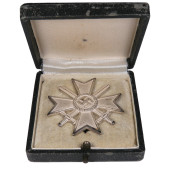 PKZ-62 Kerbach & Österhelt — War Merit Cross 1st Class with Swords in Case