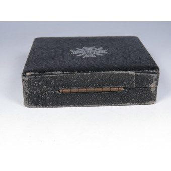 PKZ-62 Kerbach & Österhelt — War Merit Cross 1st Class with Swords in Case