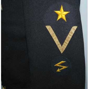 Kriegsmarine Tunic for a Funker-Matrosengefreiter. Espenlaub militaria