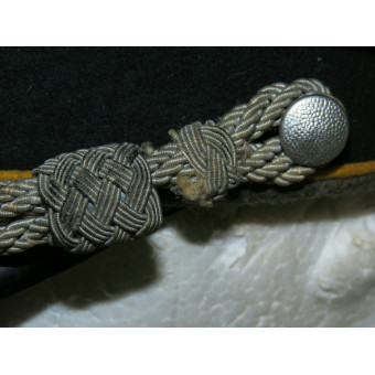 Officer’s Panzer Reconnaissance Visor Cap, Wehrmacht. Espenlaub militaria