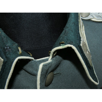 Waffenrock of a Wehrmacht Infantry Major with Adjutant’s Aiguillette. Espenlaub militaria