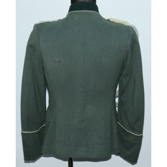 Waffenrock of a Wehrmacht Infantry Major with Adjutant’s Aiguillette. Espenlaub militaria