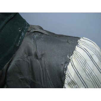 Waffenrock of a Wehrmacht Infantry Major with Adjutant’s Aiguillette. Espenlaub militaria